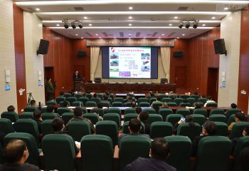 羅錫文院士應(yīng)南昌縣委組織部陳奇勇部長邀請來昌做“無人農(nóng)場的關(guān)鍵技術(shù)與實(shí)踐”學(xué)術(shù)報告